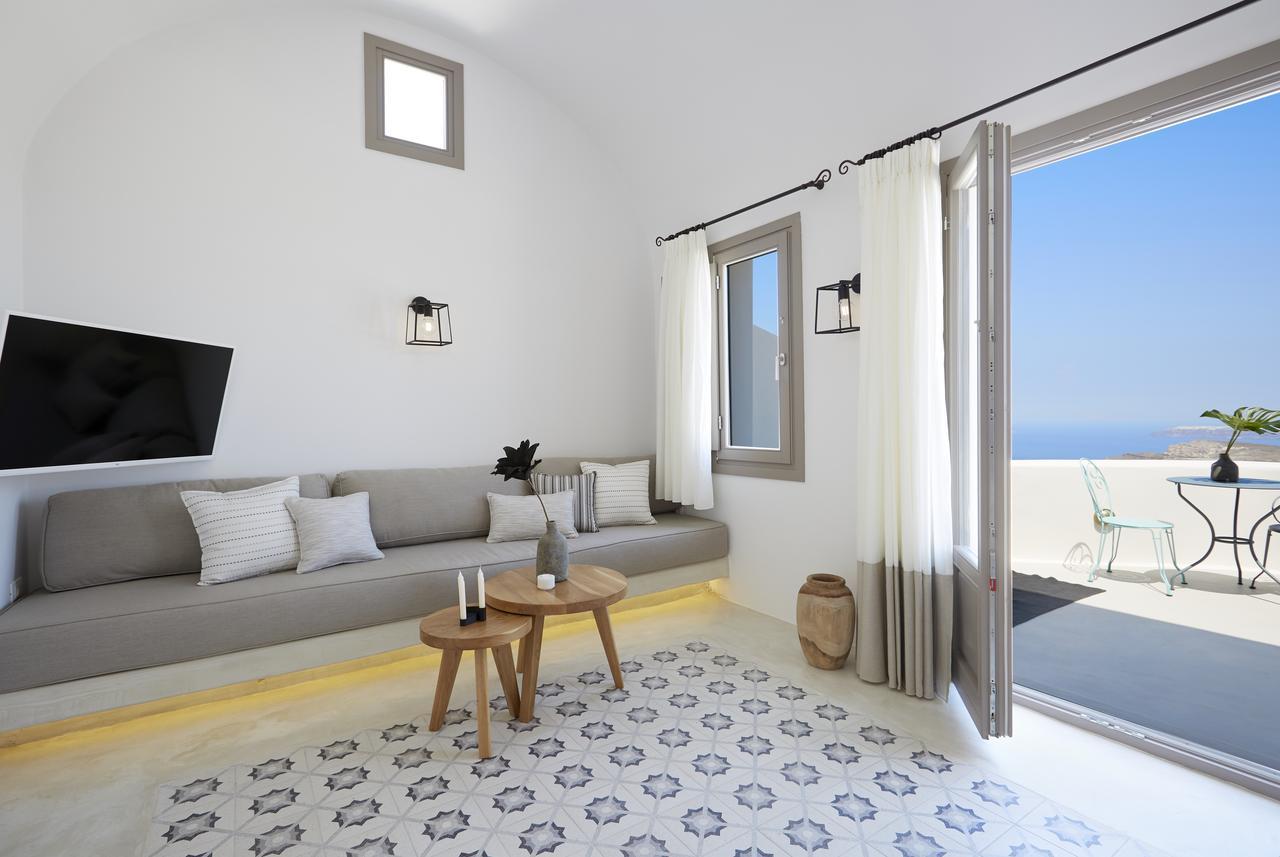 White & Co. La Torre Suites 피르고스 외부 사진